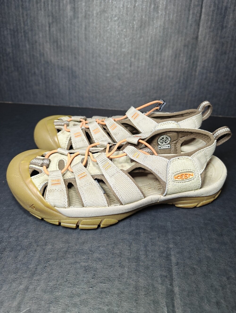 Keen Newport H2 Safari/Papaya Waterproof Hiking Shoes Water Sandals Women's 10